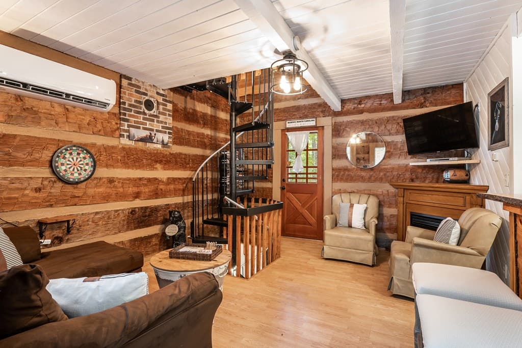 151 Pinewood Drive, Murphy NC 28906 - Photo
