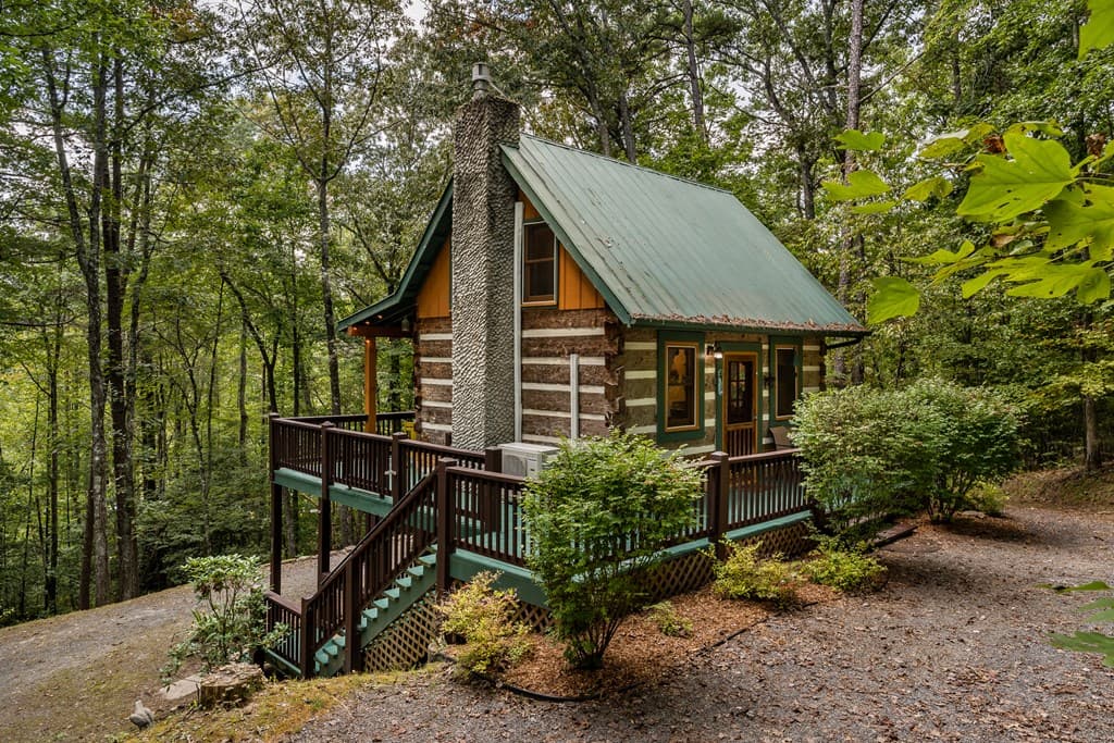151 Pinewood Drive, Murphy NC 28906 - Photo