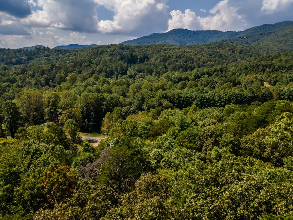 151 Pinewood Drive, Murphy NC 28906 - Photo