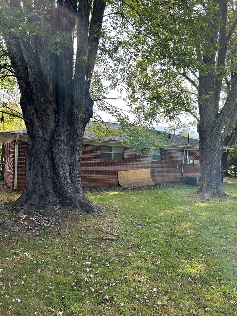 621 Miller Street, Young Harris GA 30582 - Photo