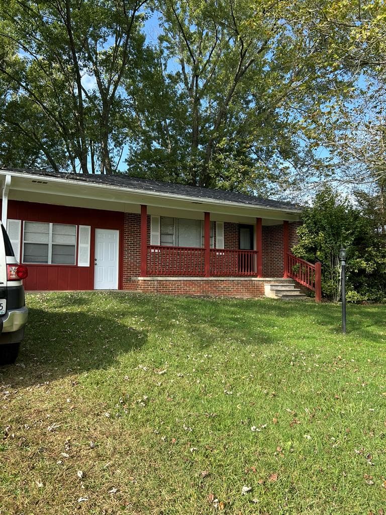 621 Miller Street, Young Harris GA 30582 - Primary photo