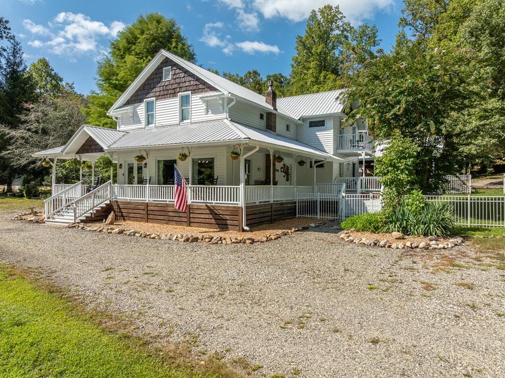 55 Misty Mountain Lane, Blairsville GA 30512 - Photo