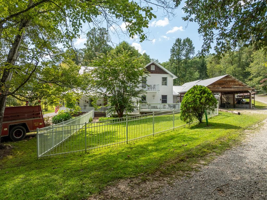 55 Misty Mountain Lane, Blairsville GA 30512 - Photo