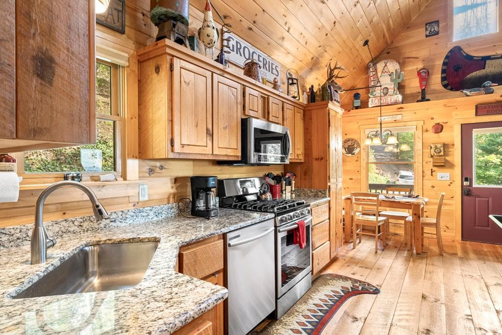 205 Copper Mountain Drive, Murphy NC 28906 - Photo