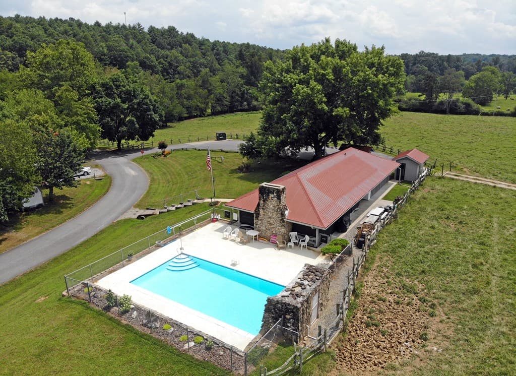 163 Moccasin Lane, Blairsville GA 30512 - Photo