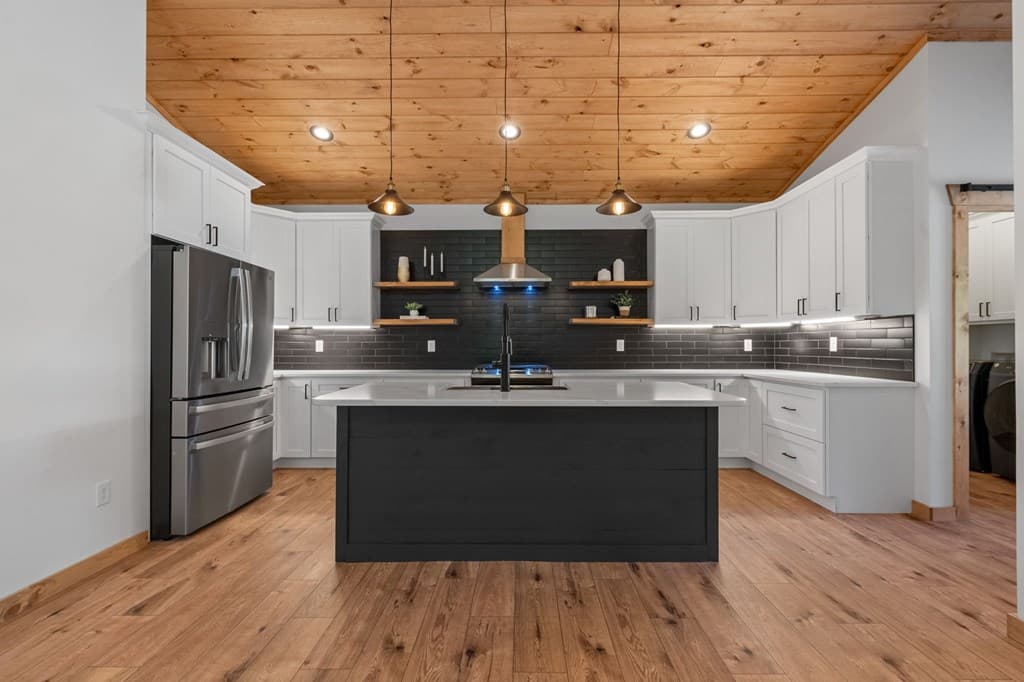 168 Ewing Street, Blue Ridge GA 30513 - Photo
