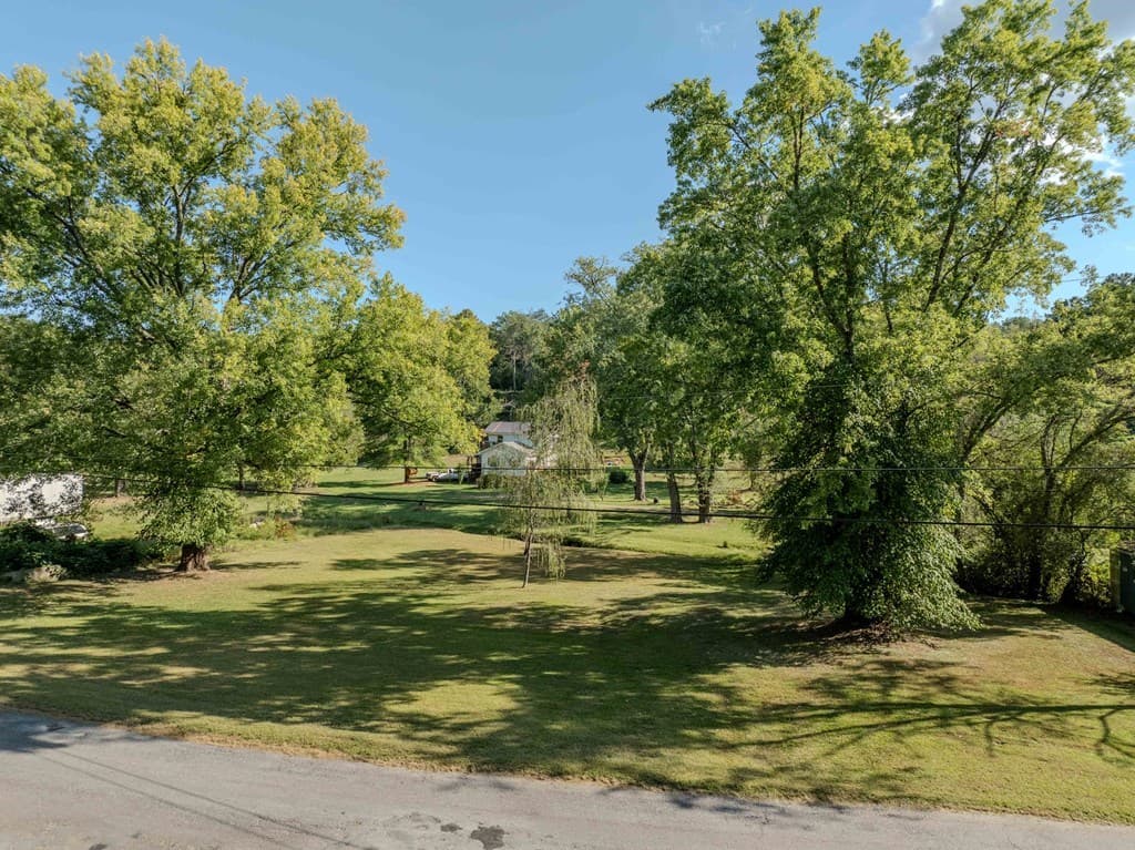 195 Isabella Avenue, Copperhill TN 37317 - Photo