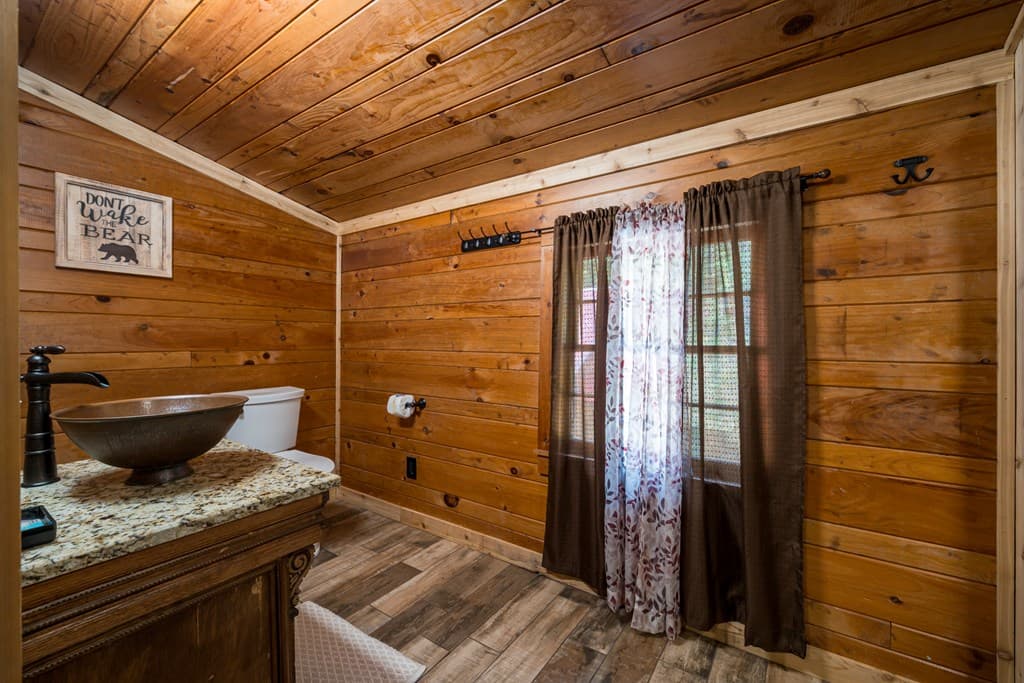 850 Valley Drive, Ellijay GA 30536 - Photo