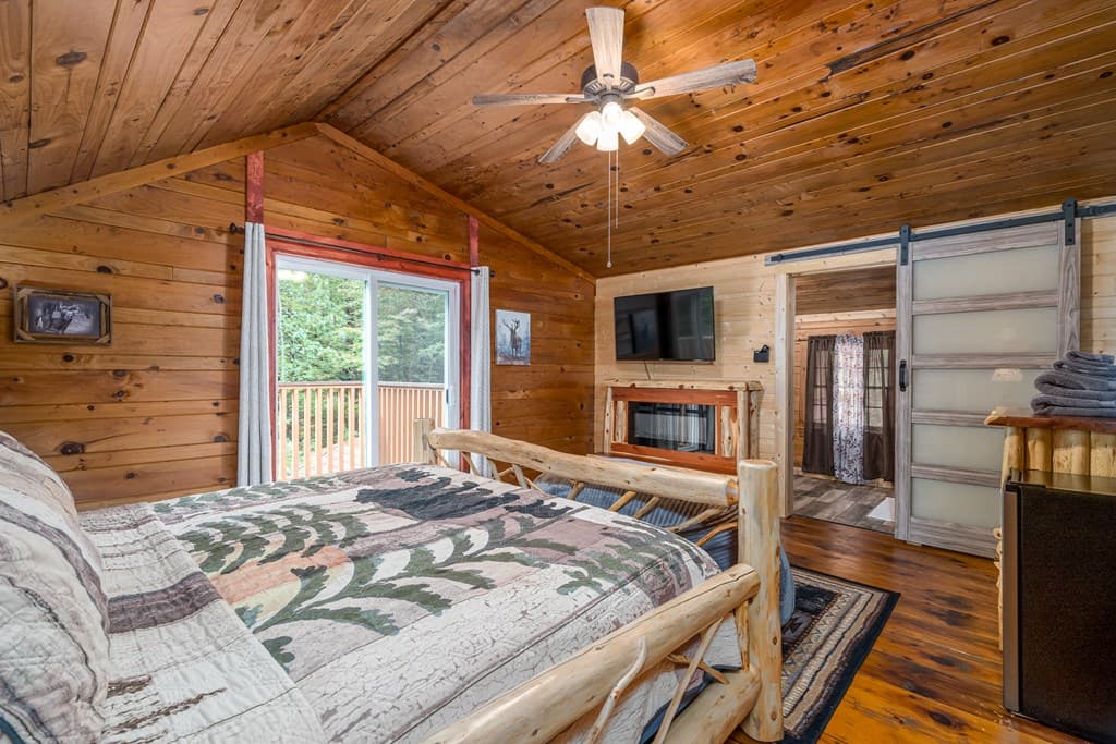 850 Valley Drive, Ellijay GA 30536 - Photo