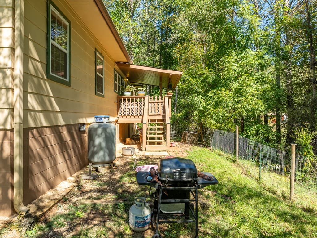 1813 John Smith Road E, Blairsville GA 30512 - Photo