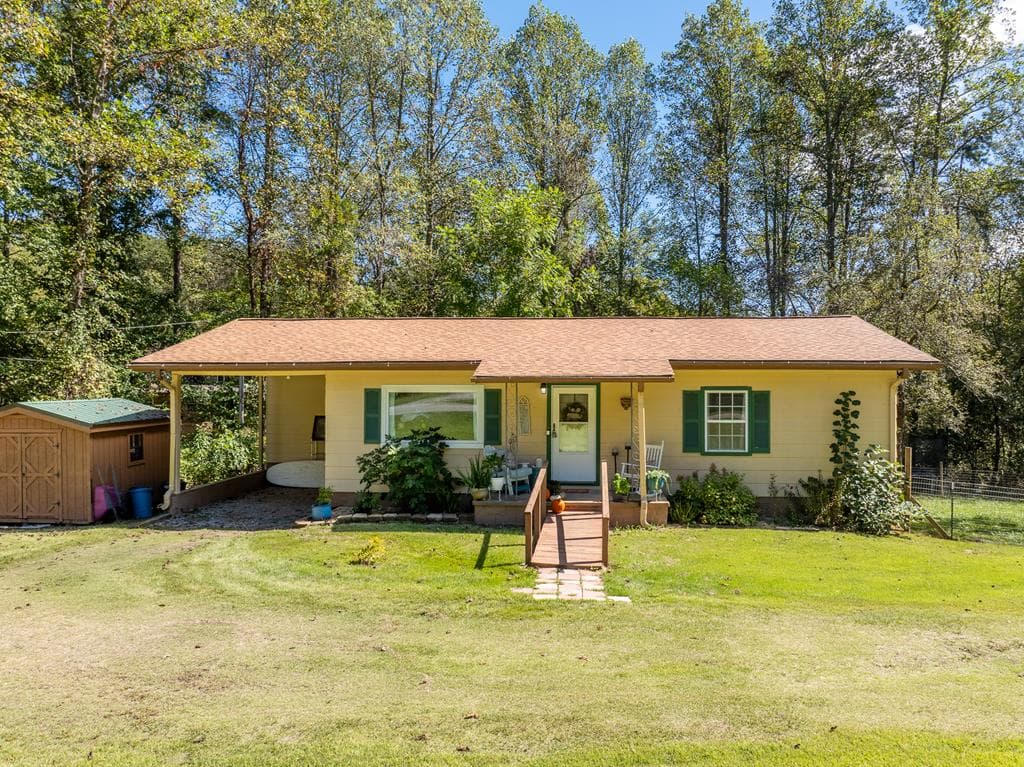 1813 John Smith Road E, Blairsville GA 30512 - Photo