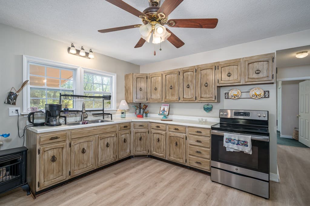 1813 John Smith Road E, Blairsville GA 30512 - Photo