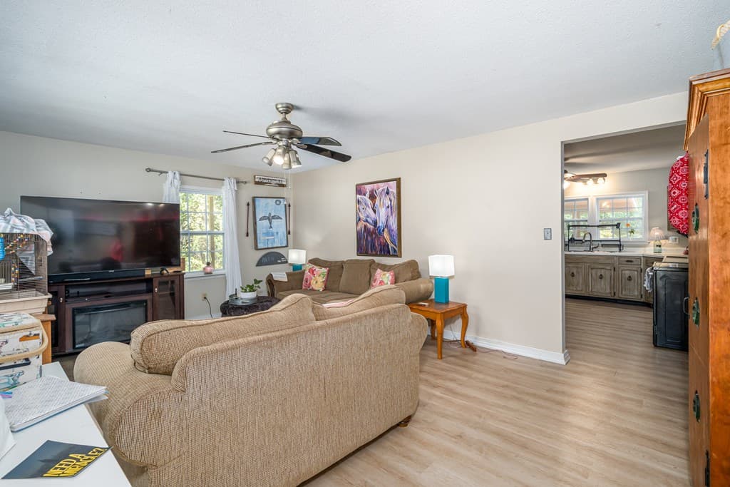 1813 John Smith Road E, Blairsville GA 30512 - Photo