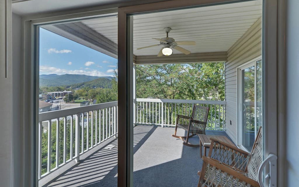 121 River Street #4-C, Hiawassee GA 30546 - Photo