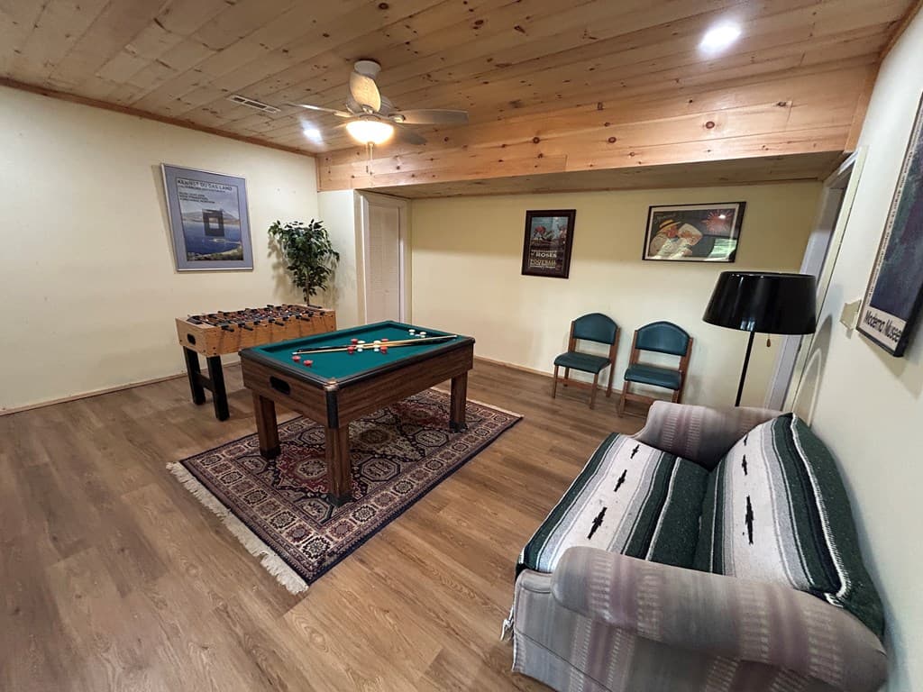 445 Twin Creeks Road, Blue Ridge GA 30513 - Photo