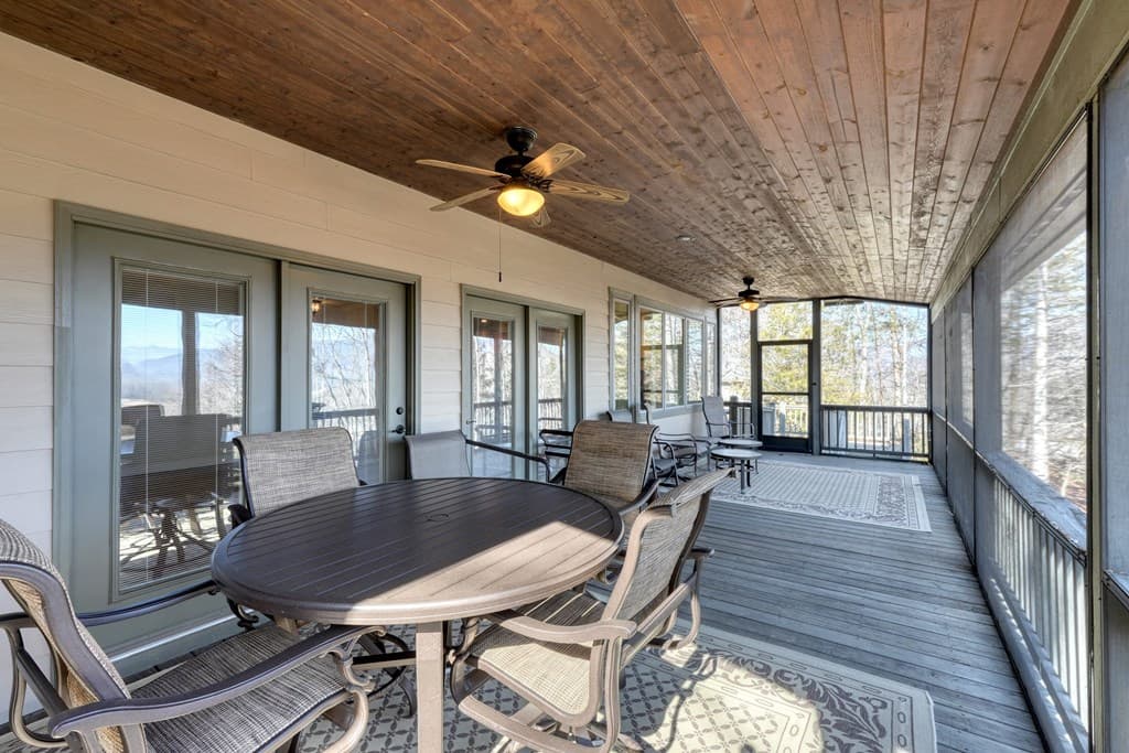 197 Eagles View Road, Hayesville NC 28904 - Photo