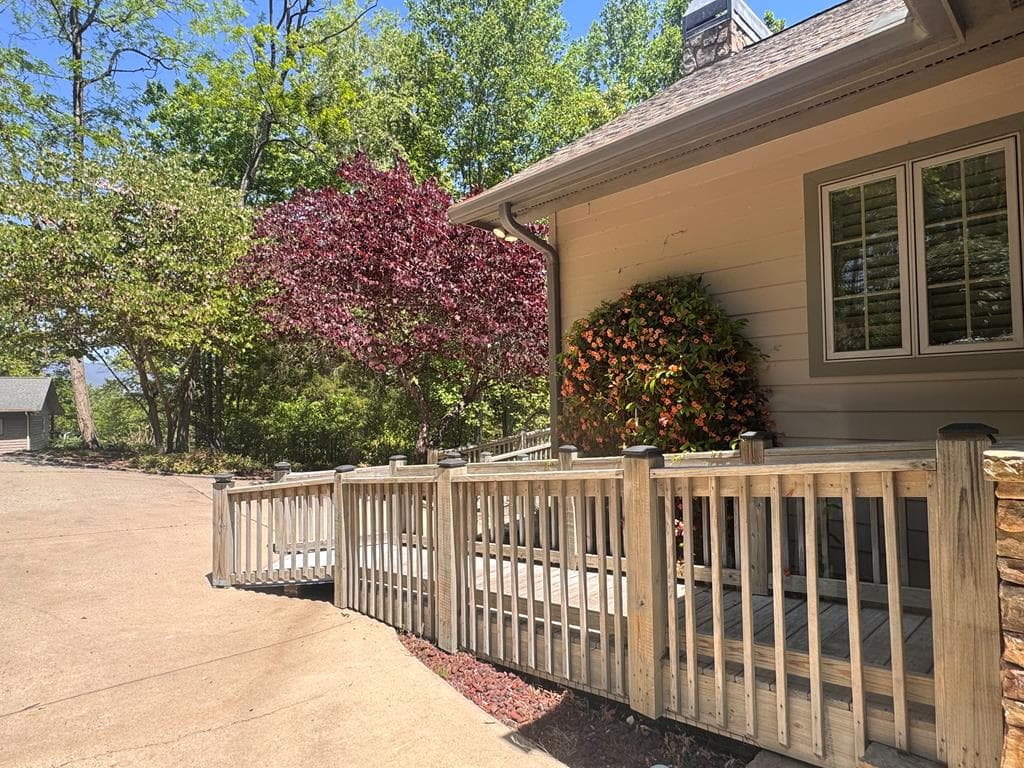 197 Eagles View Road, Hayesville NC 28904 - Photo