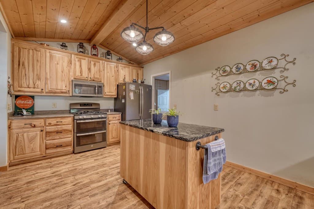 3966 Hickory Nut Drive, Hiawassee GA 30546 - Photo