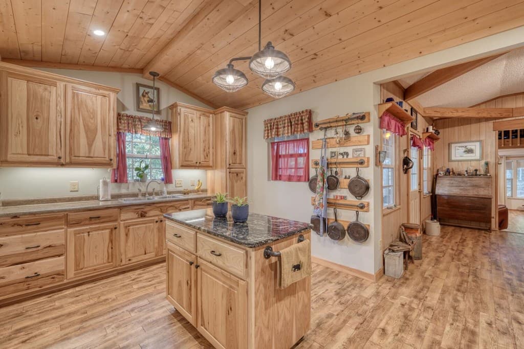 3966 Hickory Nut Drive, Hiawassee GA 30546 - Photo