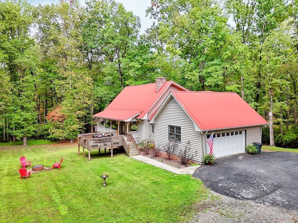 490 Jones Street, Blairsville GA 30512 - Primary photo