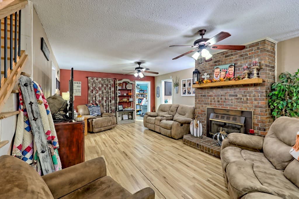 490 Jones Street, Blairsville GA 30512 - Photo