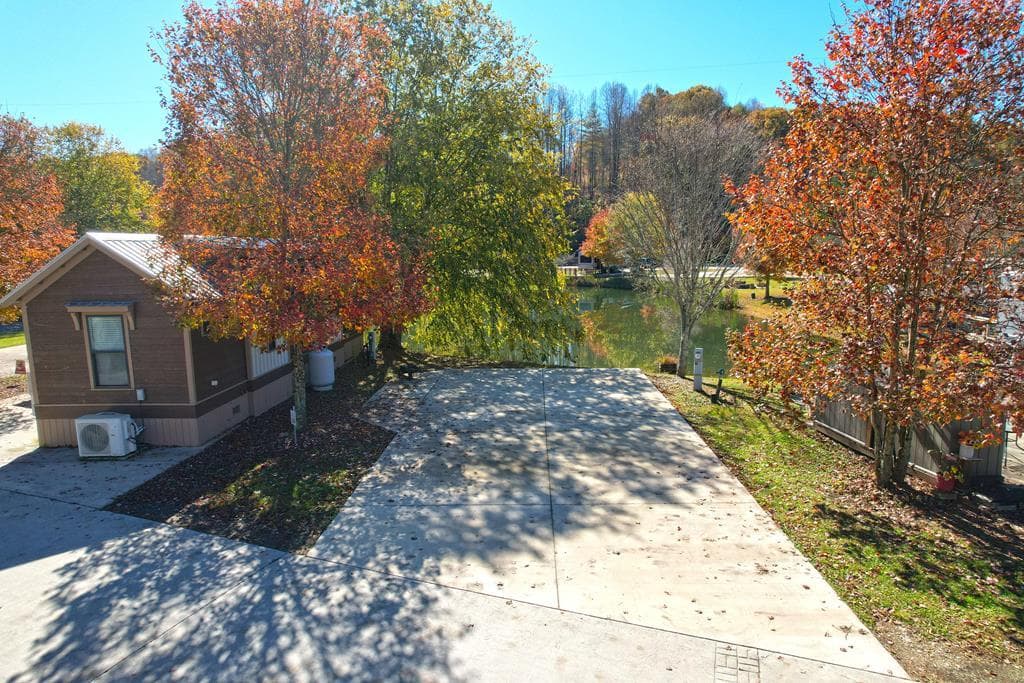 20 Mountain Meadows Circle, Morganton GA 30560 - Primary photo