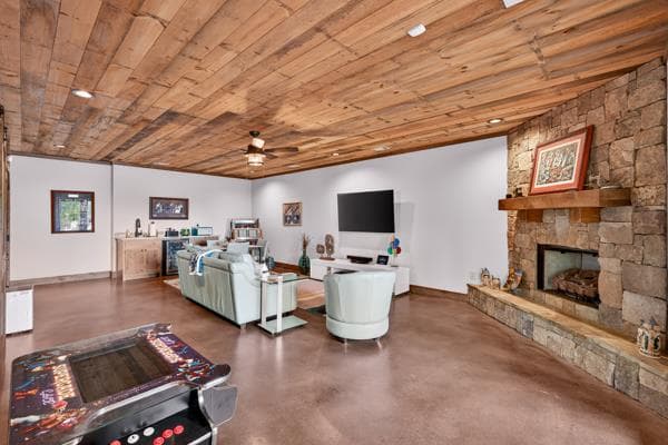 320 Amber Ridge, Blue Ridge GA 30513 - Photo