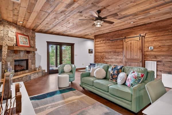 320 Amber Ridge, Blue Ridge GA 30513 - Photo