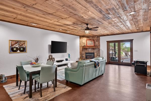 320 Amber Ridge, Blue Ridge GA 30513 - Photo