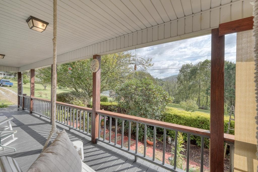 2726 Deer Run Drive, Hiawassee GA 30546 - Photo