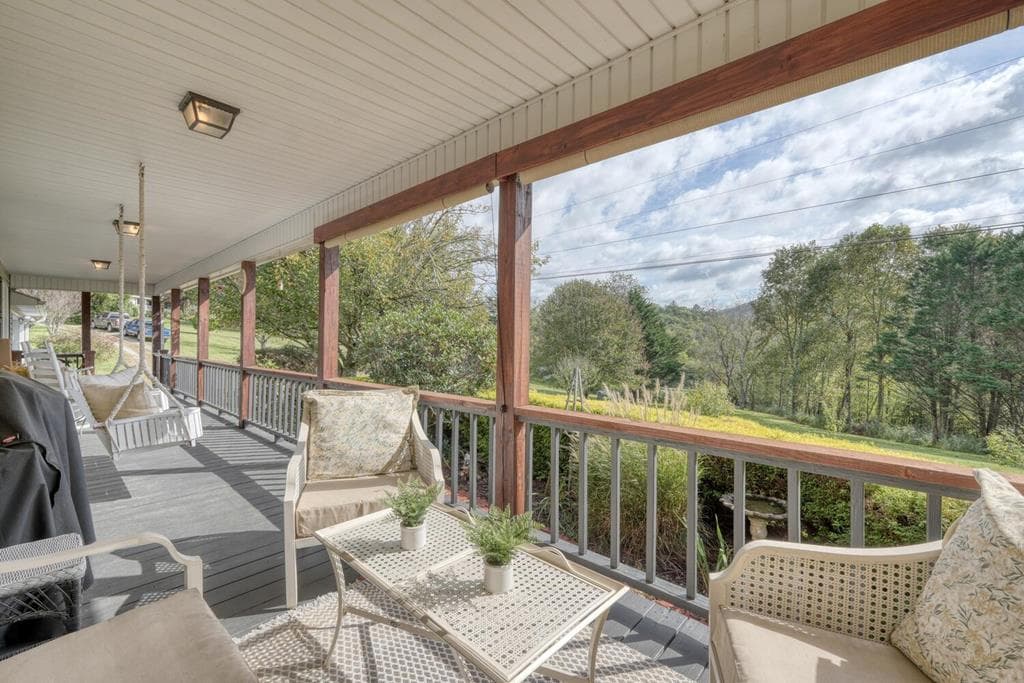 2726 Deer Run Drive, Hiawassee GA 30546 - Photo