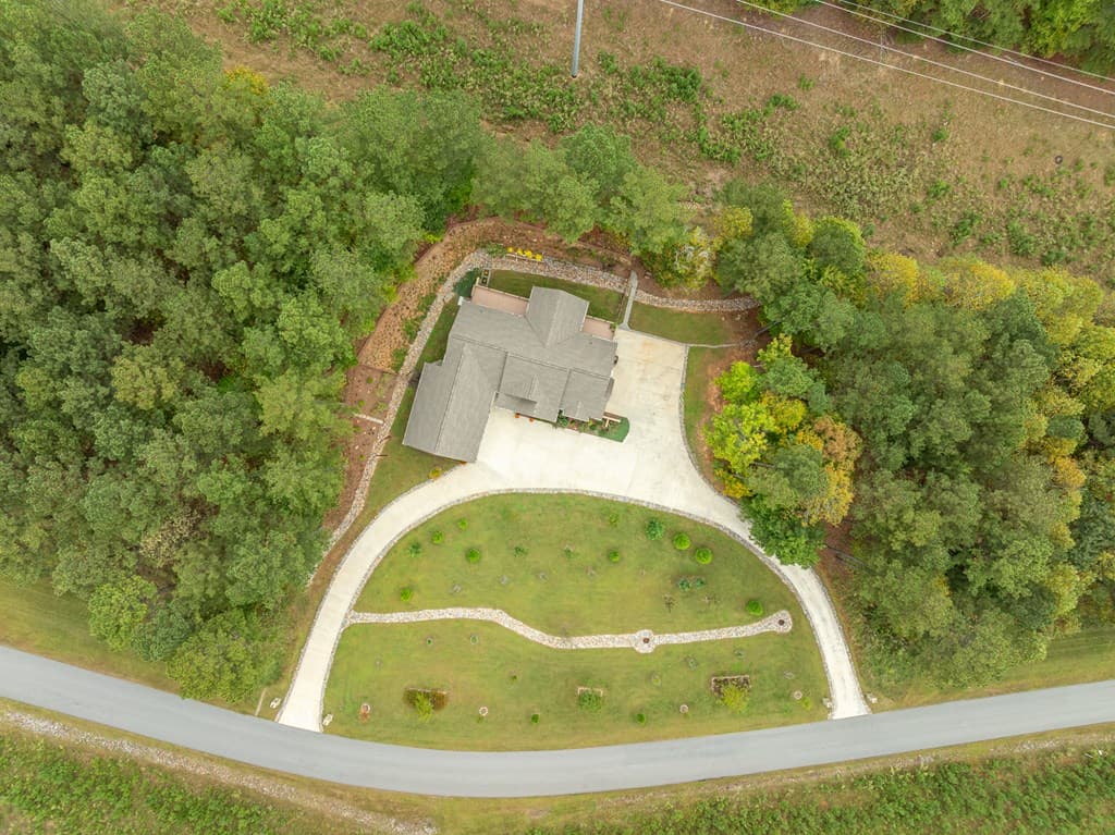 1668 Deyton Drive, Blairsville GA 30512 - Photo