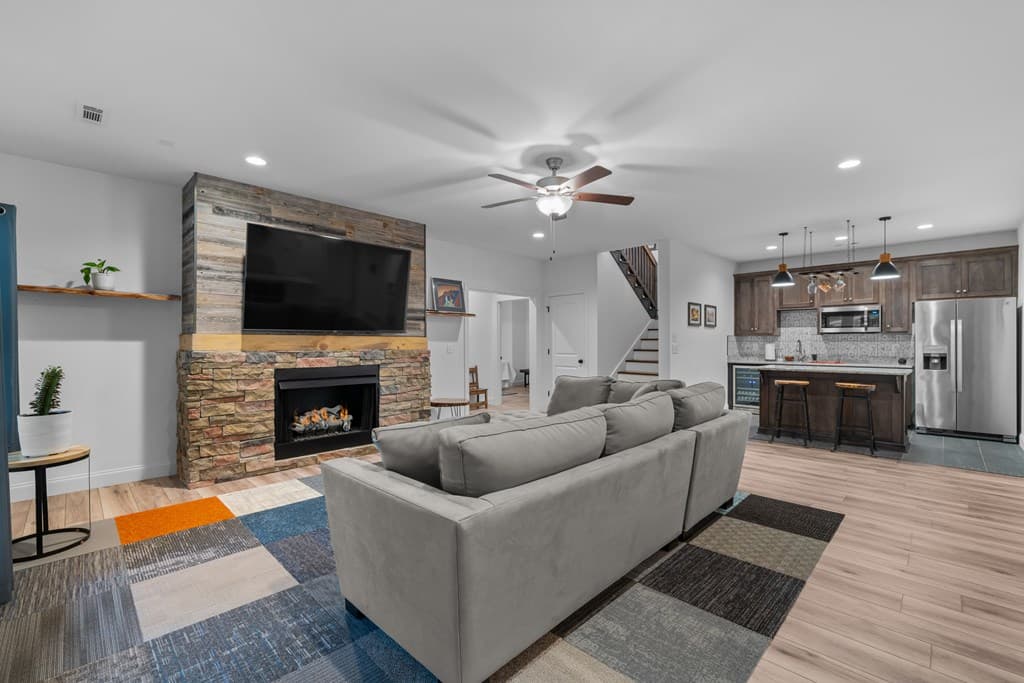 1668 Deyton Drive, Blairsville GA 30512 - Photo