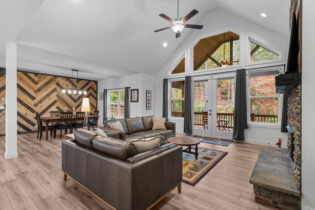 1668 Deyton Drive, Blairsville GA 30512 - Photo