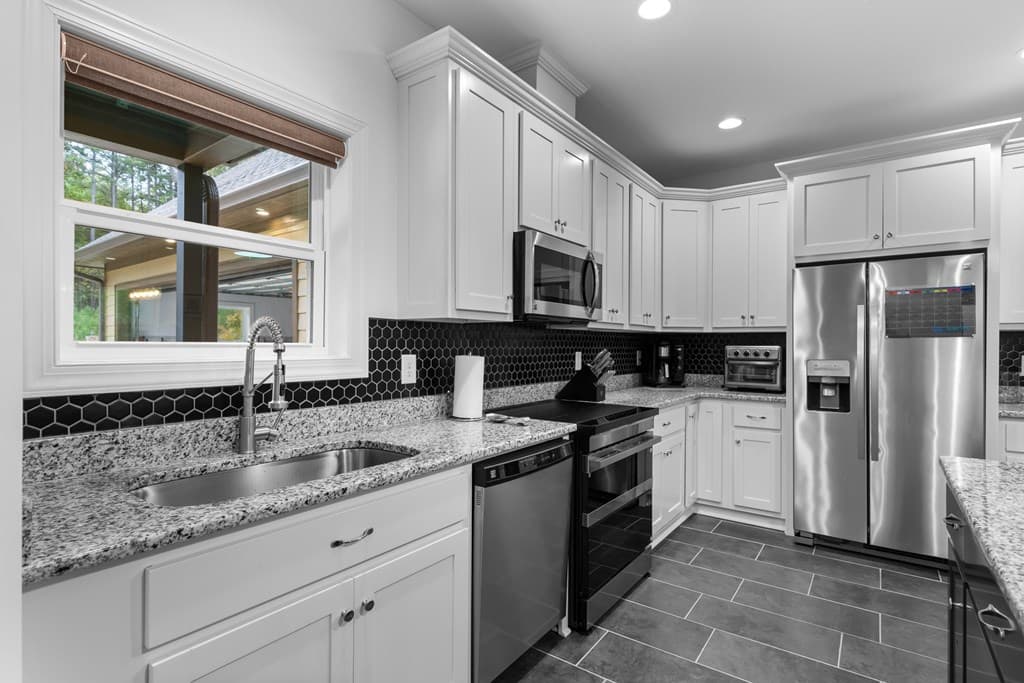1668 Deyton Drive, Blairsville GA 30512 - Photo