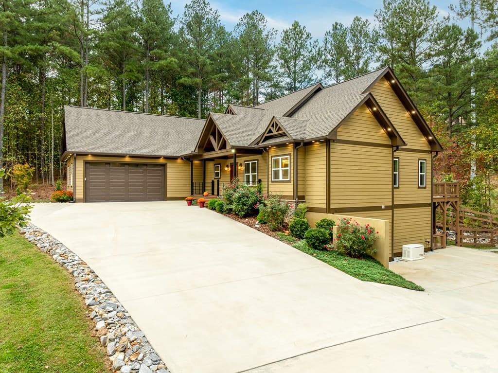 1668 Deyton Drive, Blairsville GA 30512 - Photo