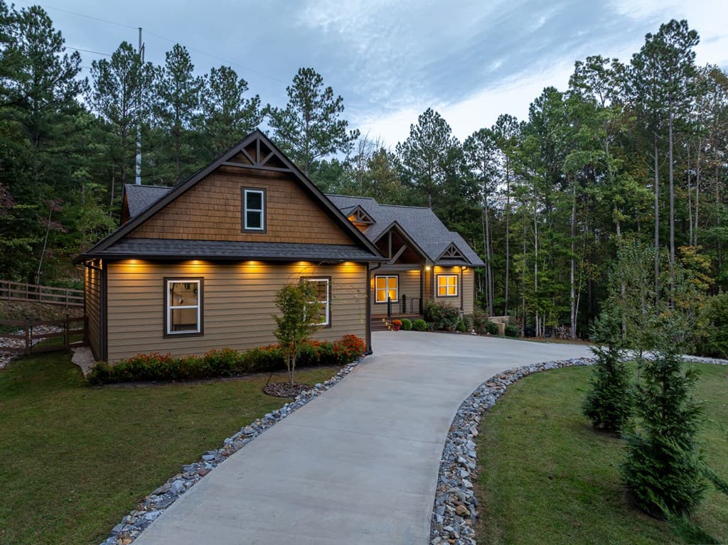 1668 Deyton Drive, Blairsville GA 30512 - Photo