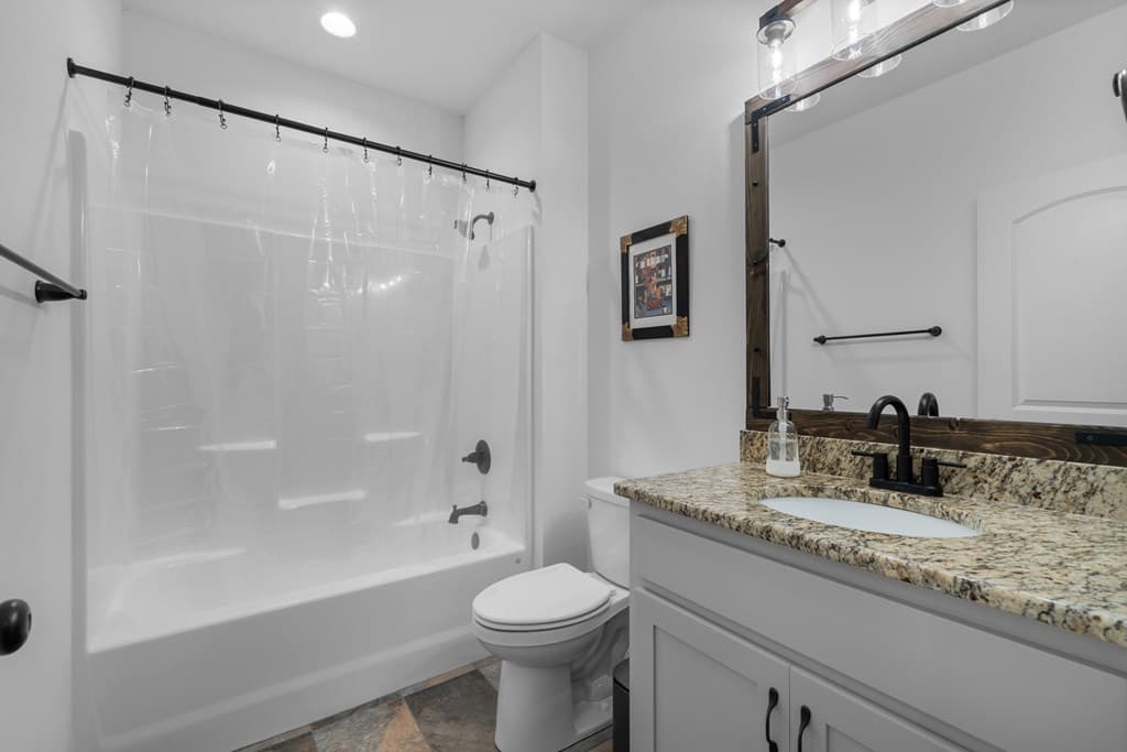 1668 Deyton Drive, Blairsville GA 30512 - Photo