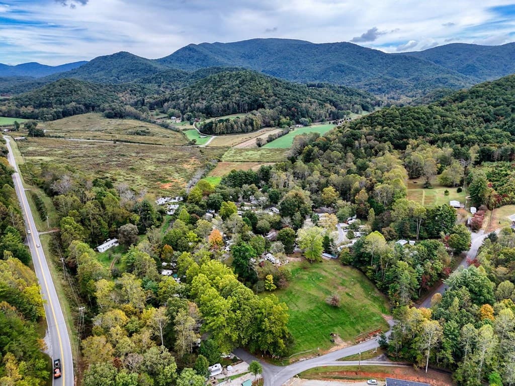 65 Choestoe Valley Lane, Blairsville GA 30512 - Photo
