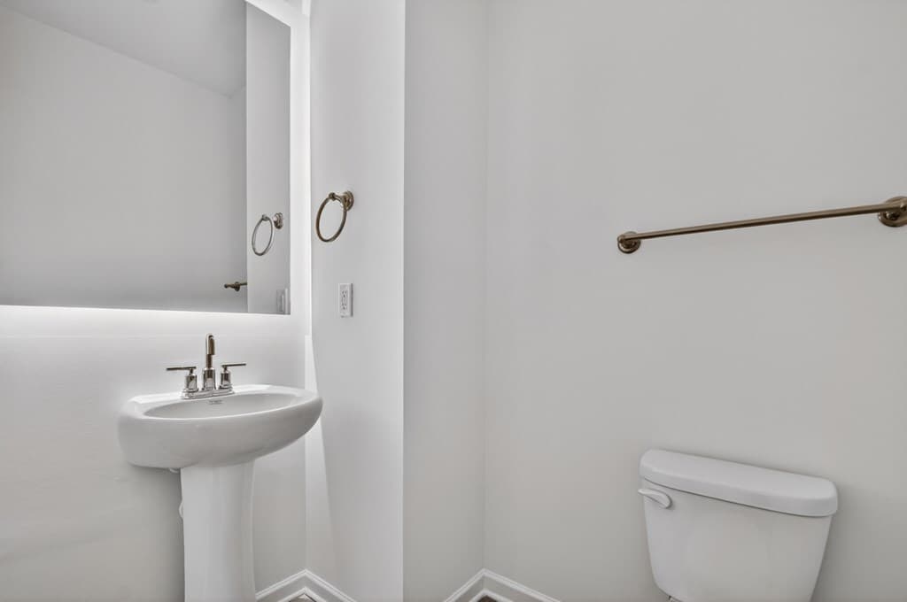 Unit 7 Grove Loop, Blue Ridge GA 30513 - Photo