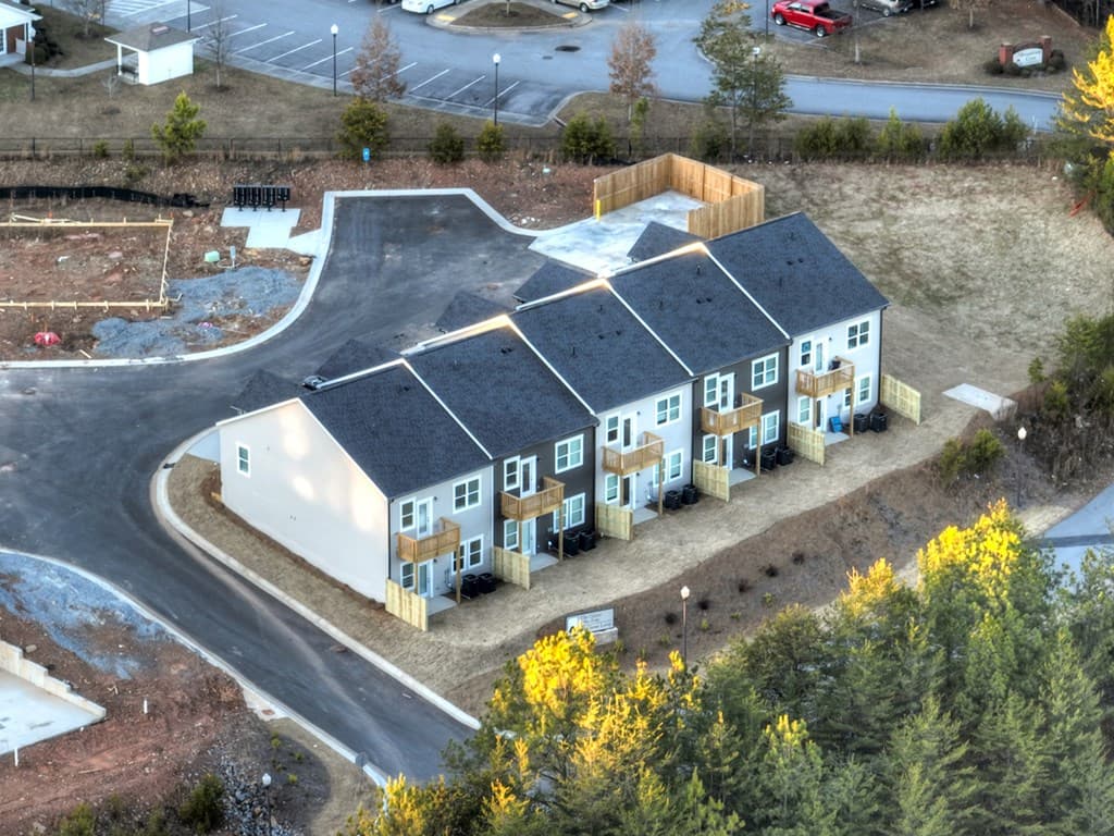 Unit 7 Grove Loop, Blue Ridge GA 30513 - Photo