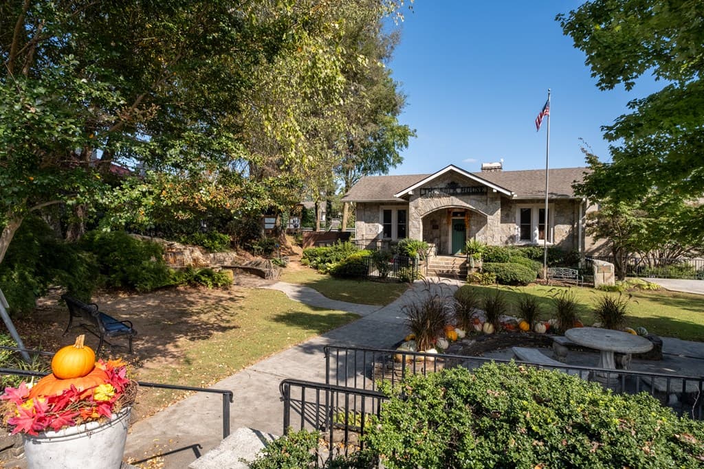 891 Deerfield, Clayton GA 30525 - Photo