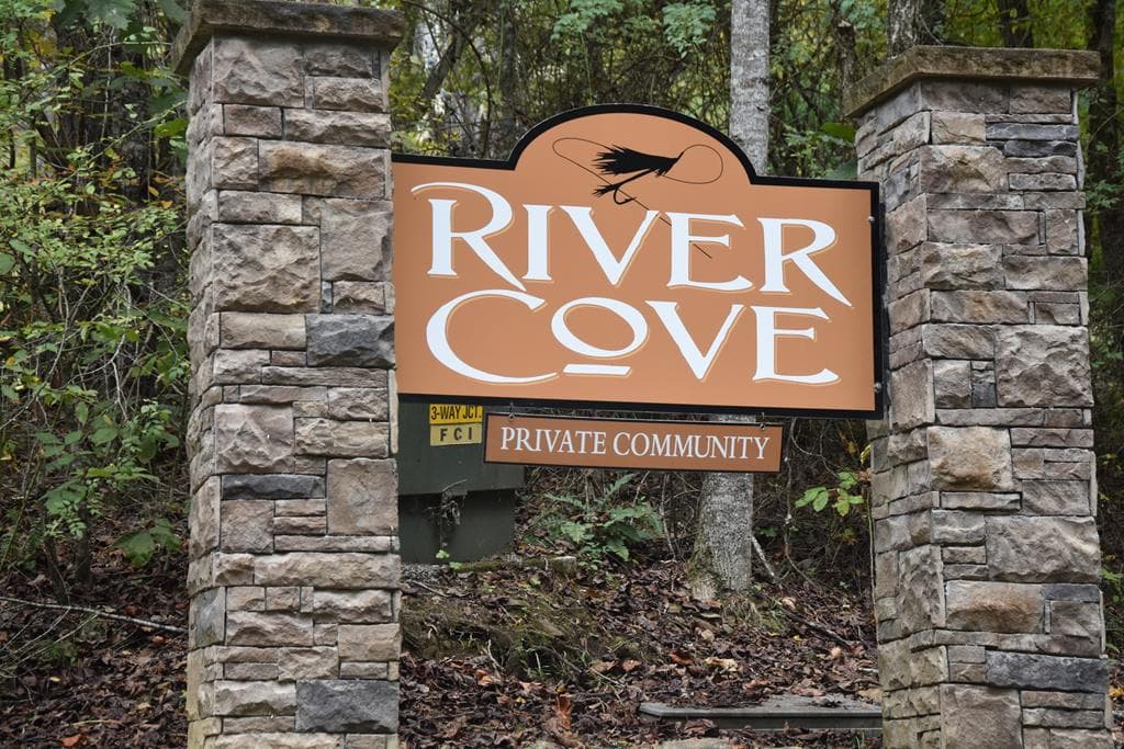 361 River Cove, Hayesville NC 28904 - Primary photo