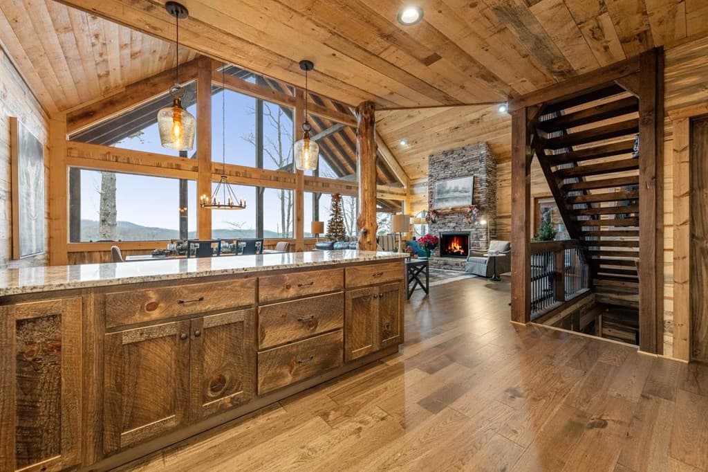 467 Skylight Drive, Blue Ridge GA 30513 - Photo