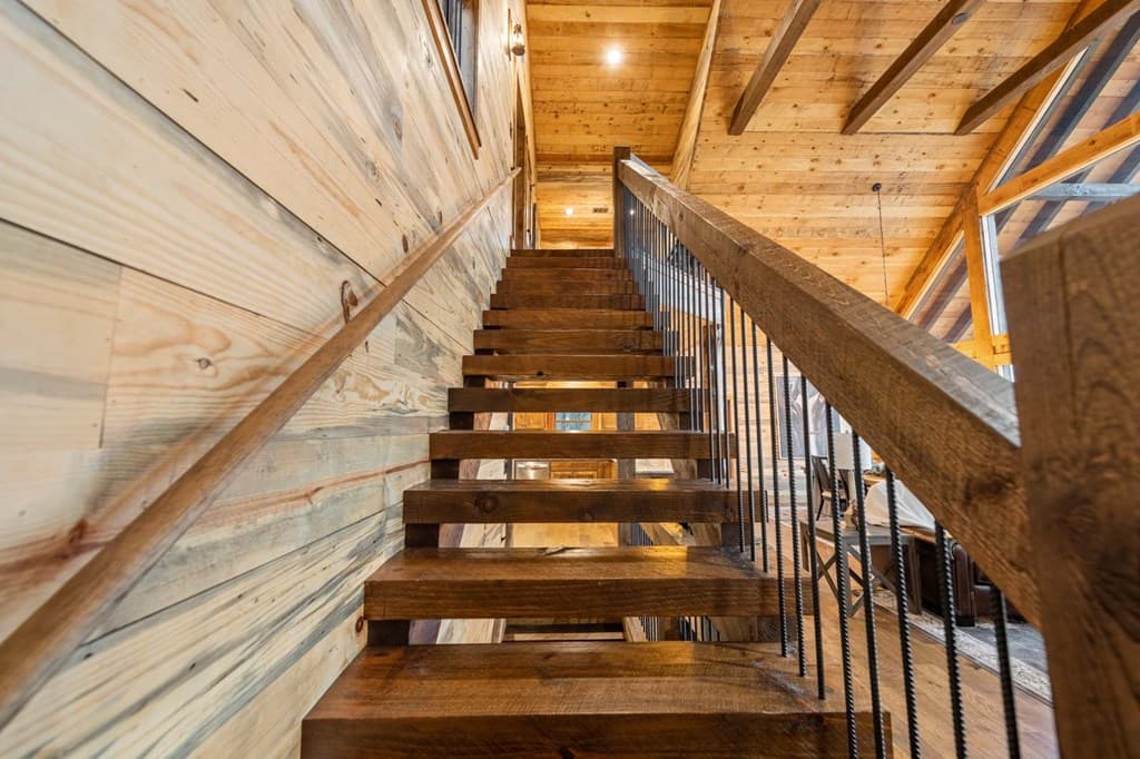 467 Skylight Drive, Blue Ridge GA 30513 - Photo