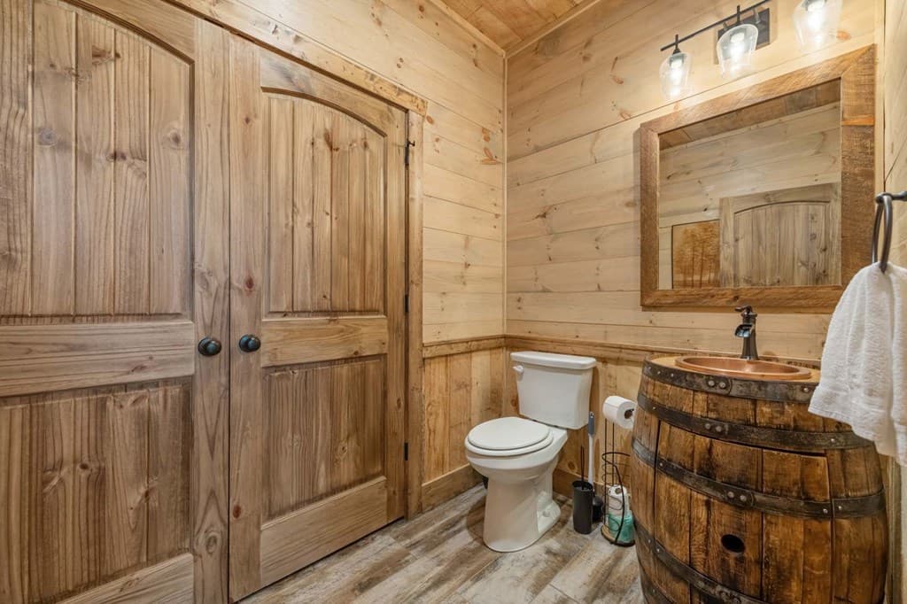 467 Skylight Drive, Blue Ridge GA 30513 - Photo