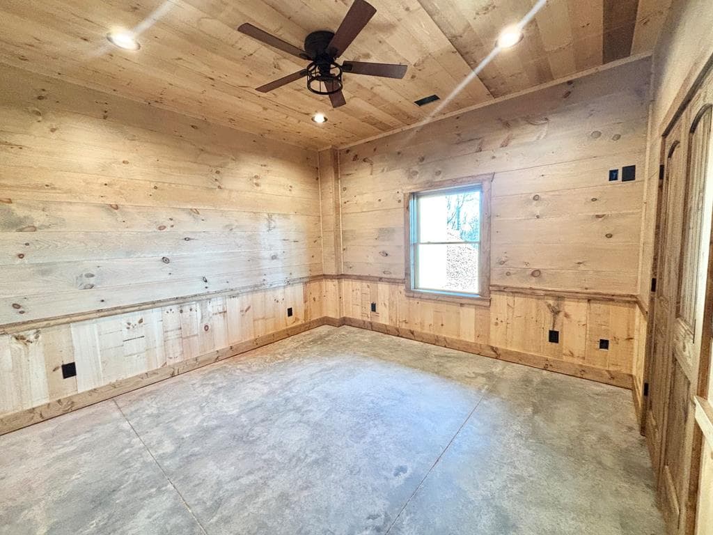 467 Skylight Drive, Blue Ridge GA 30513 - Photo