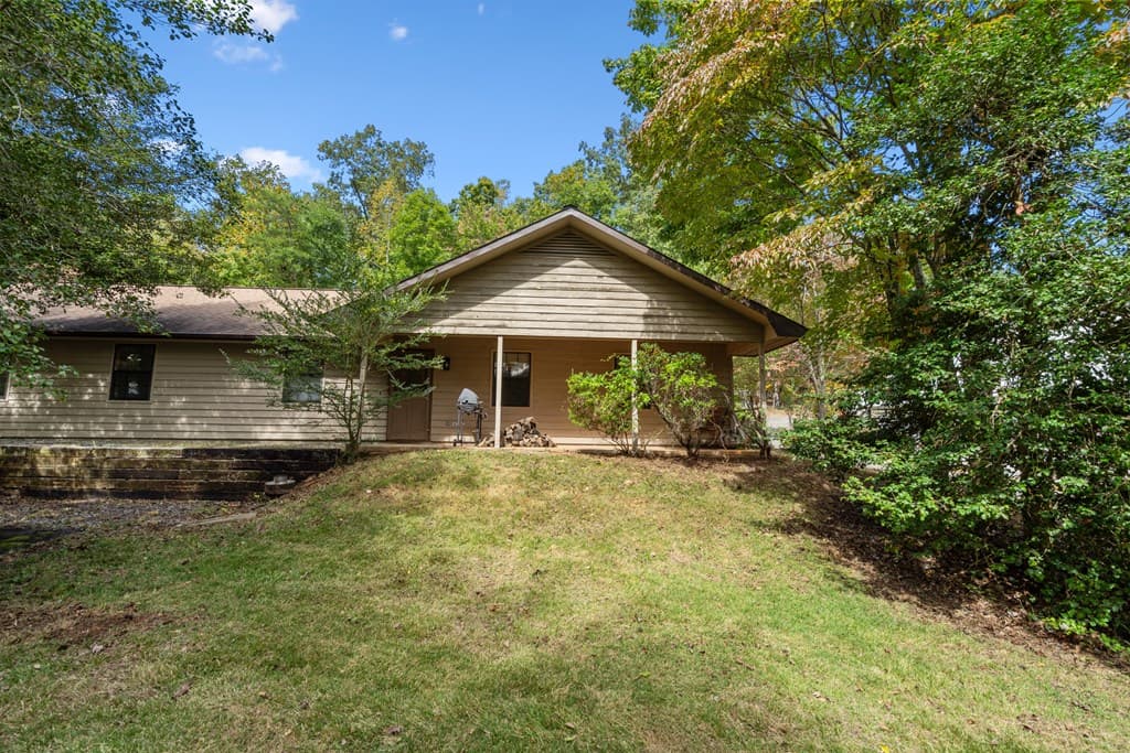 2015 Pine Lake Road, Hiawassee GA 30546 - Photo