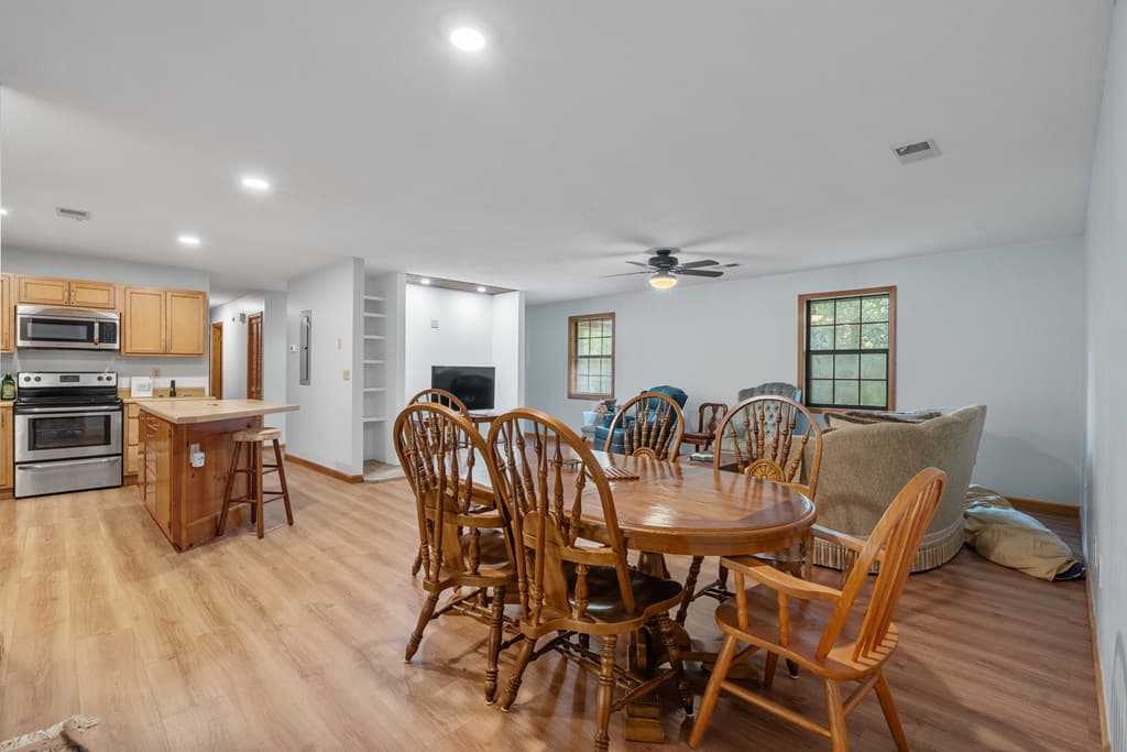 2015 Pine Lake Road, Hiawassee GA 30546 - Photo