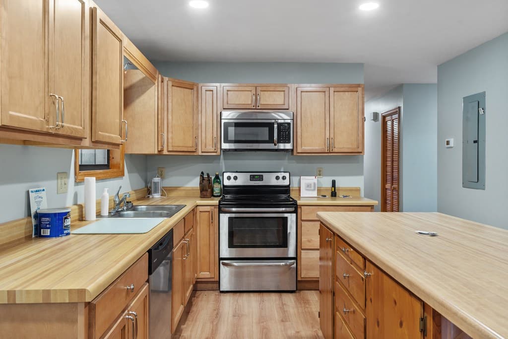 2015 Pine Lake Road, Hiawassee GA 30546 - Photo